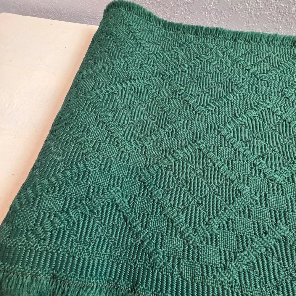 Handwoven Forest‎ Green Geometric Diamond Pattern Fringed Table Runner Rustic